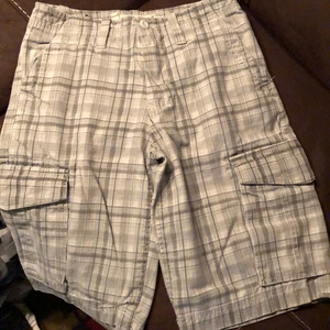 Men’s plaid cargo‎ shorts